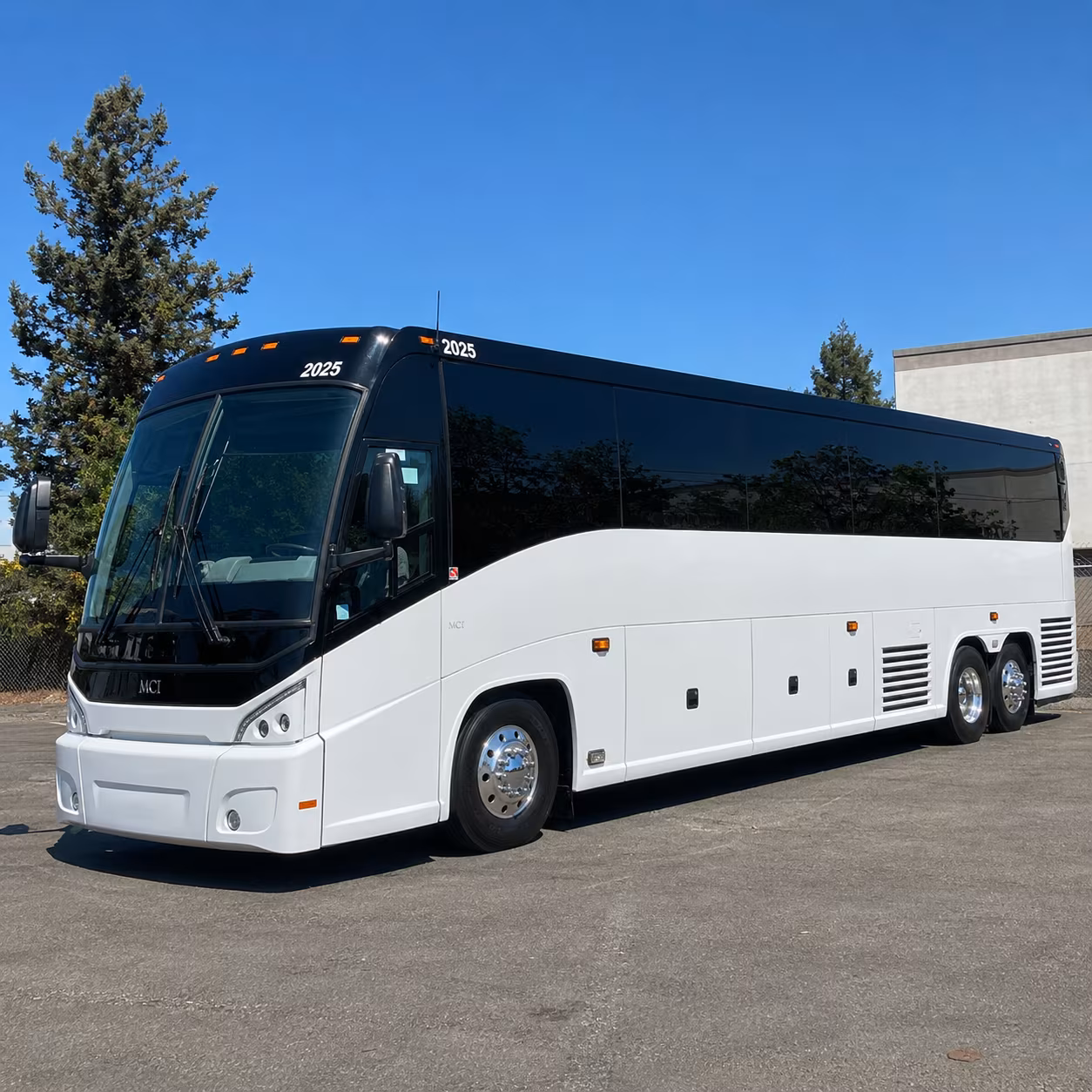 shuttle your wedding guests across grand rapids and kentwood with ease